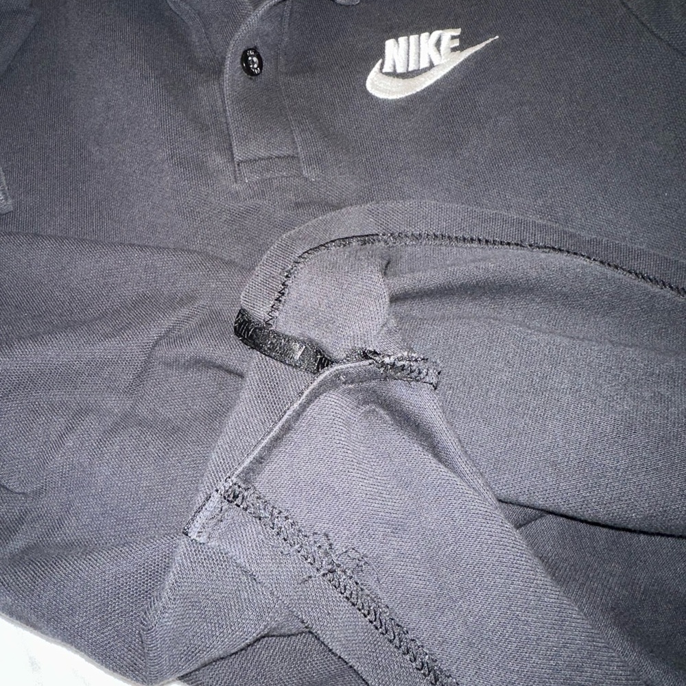 Nike Men's Black Polo Shirt - Picture 7 of 7
